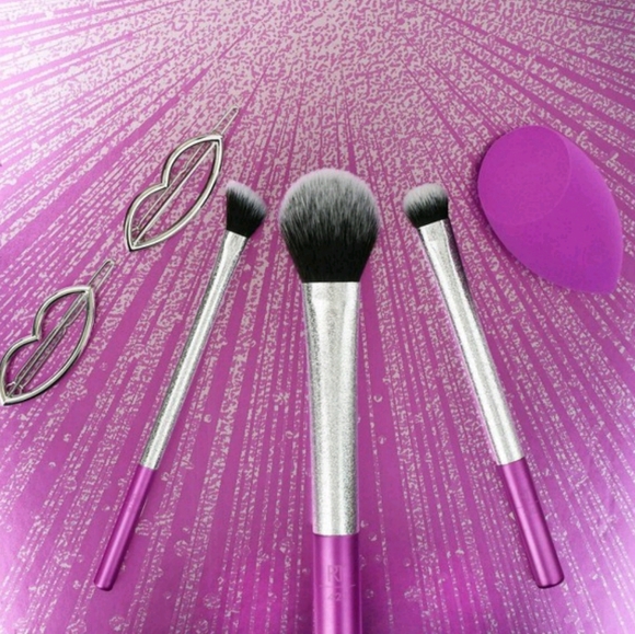 Real Techniques Limited Edition Makeup Brush Set - Picture 2 of 6